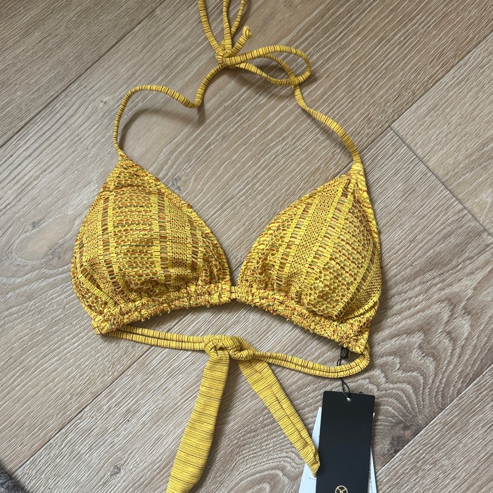 Vix Swimwear Aurora Triangle Bikini Top